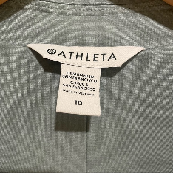 Athleta Eastbound Knit Blazer in Minimalist Gray Sage Green size 10 - Picture 8 of 8